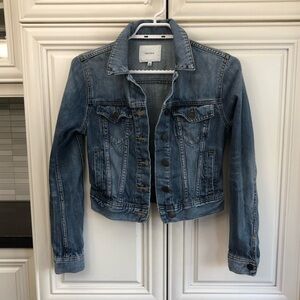 Aritzia Talula ladies cropped denim jacket